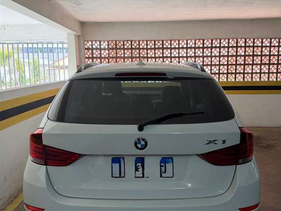 BMW-X1-2.0 18I TOP 4X2 24V GASOLINA 4P AUTOMÁTICO BMW-X1-2013