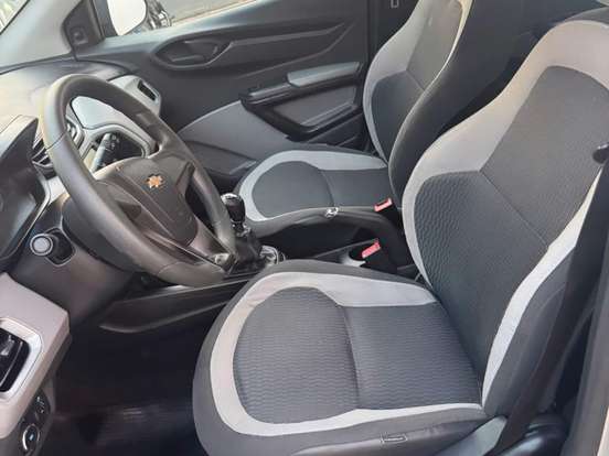 CHEVROLET-ONIX-1.0 MPFI LT 8V FLEX 4P MANUAL CHEVROLET-ONIX-2015