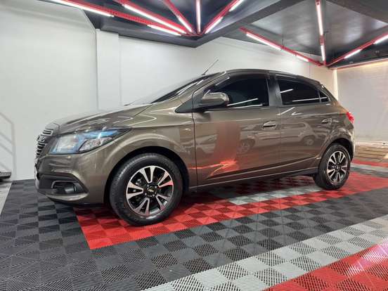 CHEVROLET-ONIX-1.4 MPFI LTZ 8V FLEX 4P MANUAL CHEVROLET-ONIX-2013