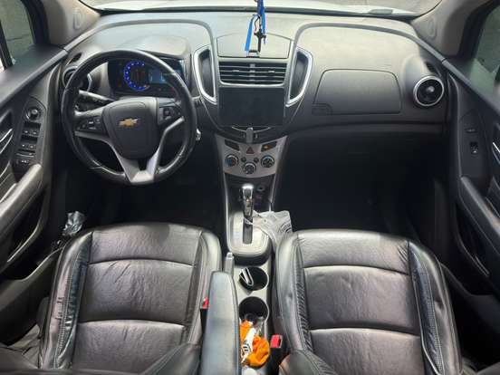 CHEVROLET-TRACKER-2014
