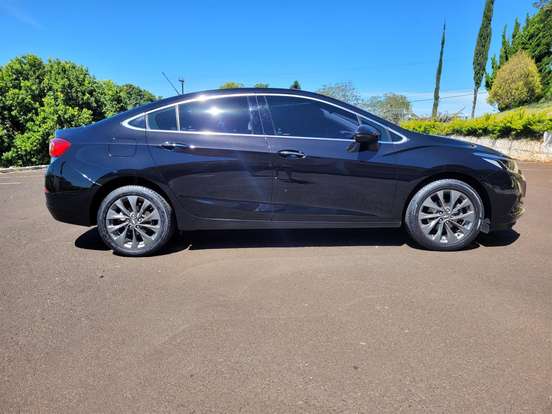CHEVROLET-CRUZE-2017