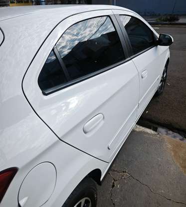 CHEVROLET-ONIX-2015