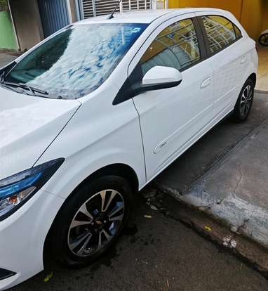 CHEVROLET-ONIX-2015