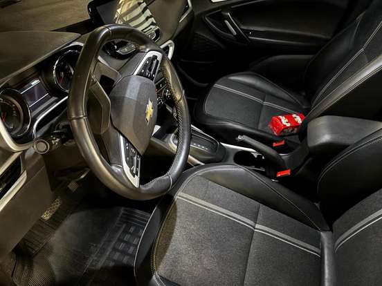 CHEVROLET-TRACKER-2021