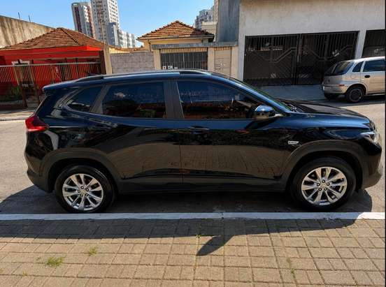 CHEVROLET-TRACKER-2021