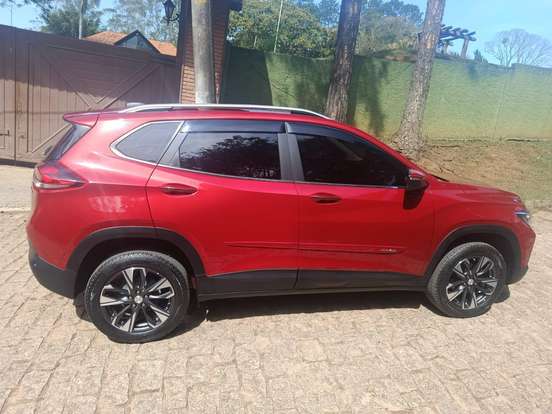 CHEVROLET-TRACKER-2024
