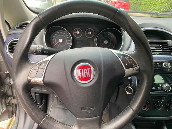 FIAT-PUNTO-2014