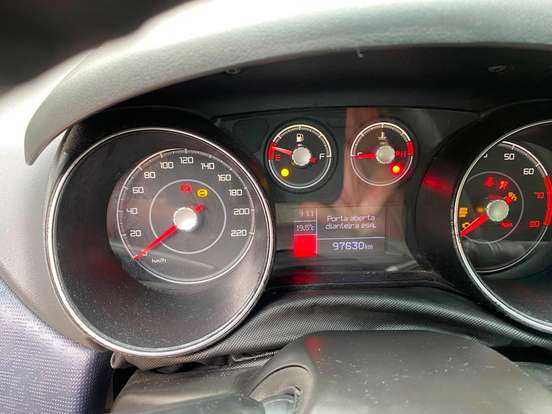 FIAT-PUNTO-1.4 ATTRACTIVE 8V FLEX 4P MANUAL FIAT-PUNTO-2014