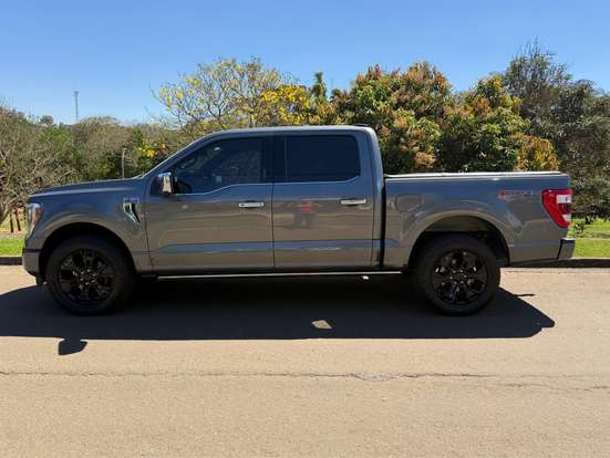 FORD-F-150-2023