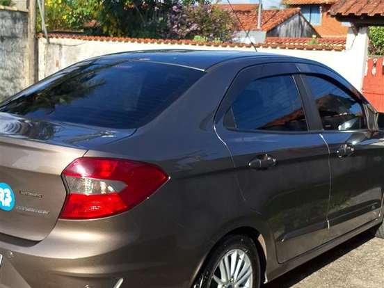 FORD-KA-1.5 TI-VCT FLEX TITANIUM SEDAN AUTOMÁTICO FORD-KA-2020