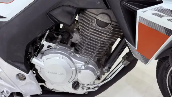 HONDA-CB TWISTER-2015