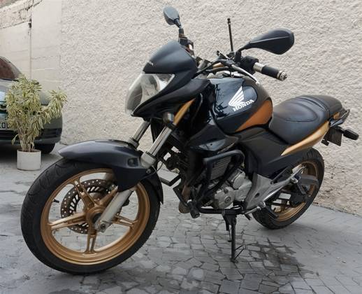 HONDA CB 300R 