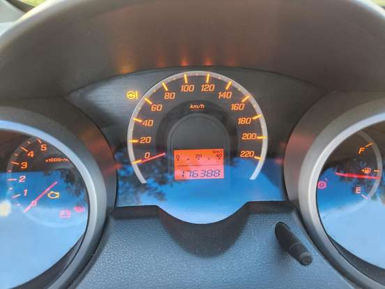 HONDA-FIT-2013