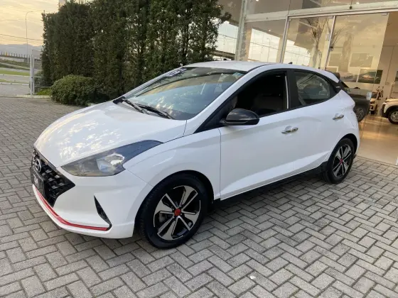 HYUNDAI HB20 1.0 TGDI FLEX SPORT AUTOMÁTICO HYUNDAI HB20 1.0 TGDI FLEX SPORT AUTOMÁTICO