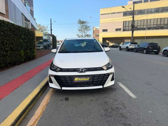 HYUNDAI-HB20-2024