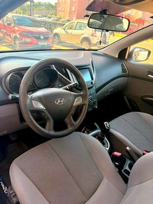 HYUNDAI-HB20S-2017