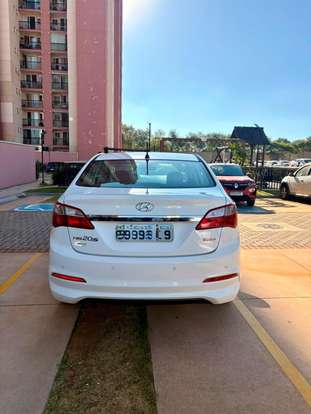 HYUNDAI-HB20S-2017