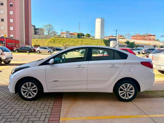 HYUNDAI-HB20S-2017