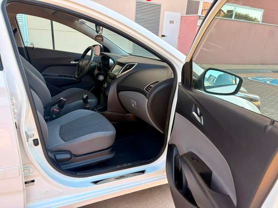 HYUNDAI-HB20S-1.0 COMFORT PLUS 12V TURBO FLEX 4P MANUAL HYUNDAI-HB20S-2017