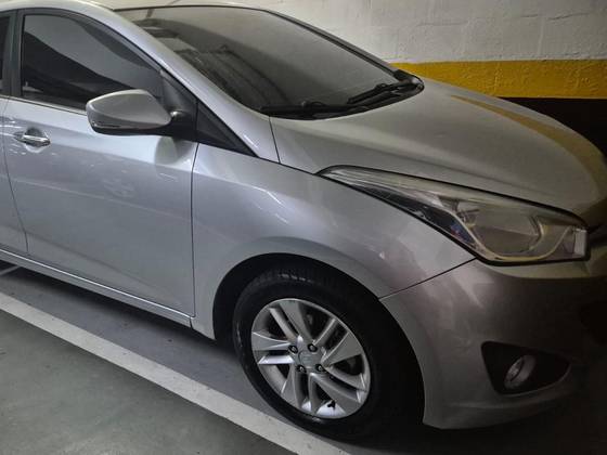HYUNDAI HB20S 1.6 PREMIUM 16V FLEX 4P AUTOMÁTICO