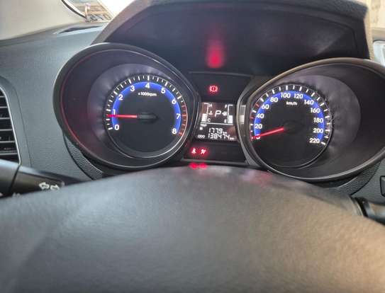HYUNDAI-HB20S-1.6 PREMIUM 16V FLEX 4P AUTOMÁTICO HYUNDAI-HB20S-2015