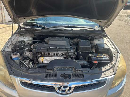 HYUNDAI-I30-2.0 MPFI GLS 16V GASOLINA 4P MANUAL HYUNDAI-I30-2010