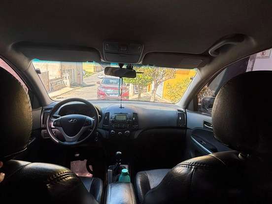 HYUNDAI-I30-2.0 MPFI GLS 16V GASOLINA 4P MANUAL HYUNDAI-I30-2010