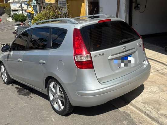 HYUNDAI-I30-2.0 MPFI GLS 16V GASOLINA 4P MANUAL HYUNDAI-I30-2010