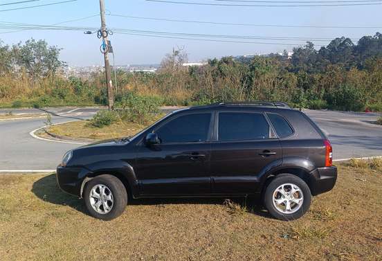 HYUNDAI-TUCSON-2010