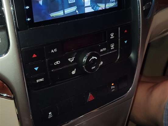 JEEP-GRAND CHEROKEE-3.6 LIMITED 4X4 V6 24V GASOLINA 4P AUTOMATICO JEEP-GRAND CHEROKEE-2011