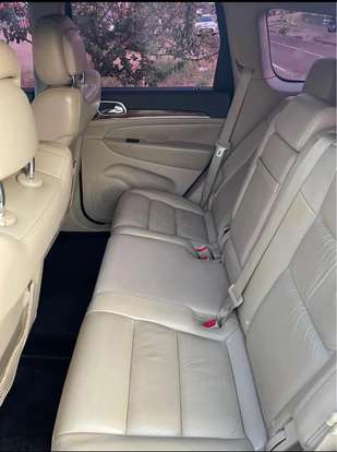 JEEP-GRAND CHEROKEE-2011