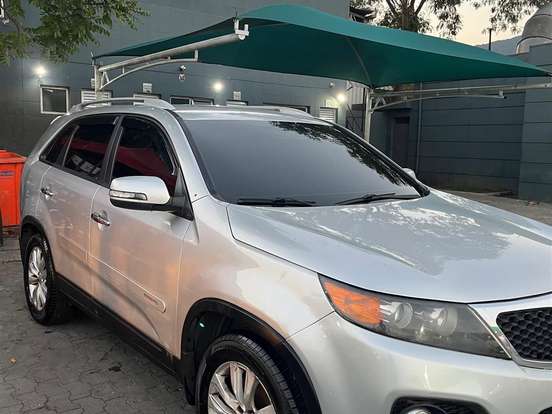 KIA-SORENTO-2.4 16V GASOLINA EX 7L 4WD AUTOMÁTICO KIA-SORENTO-2011