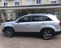 KIA SORENTO 3.5 V6 GASOLINA EX 7L 4WD AUTOMÁTICO KIA SORENTO 3.5 V6 GASOLINA EX 7L 4WD AUTOMÁTICO