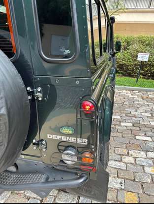 LAND ROVER-DEFENDER-2.4 110 SW 4X4 TURBO DIESEL 4P MANUAL LAND ROVER-DEFENDER-2009