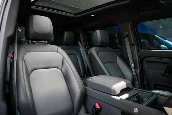 LAND ROVER-DEFENDER-3.0 D300 TURBO DIESEL MHEV 110 X-DYNAMIC SE AWD AUTOMÁTICO LAND ROVER-DEFENDER-2023