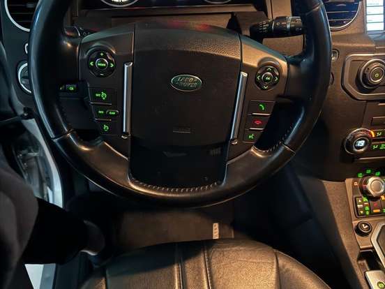 LAND ROVER-DISCOVERY 4-3.0 SE 4X4 V6 24V BI-TURBO DIESEL 4P AUTOMÁTICO LAND ROVER-DISCOVERY 4-2011