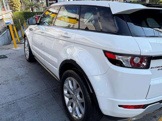 LAND ROVER-RANGE ROVER EVOQUE-2.0 DYNAMIC 4WD 16V GASOLINA 4P AUTOMÁTICO LAND ROVER-RANGE ROVER EVOQUE-2015