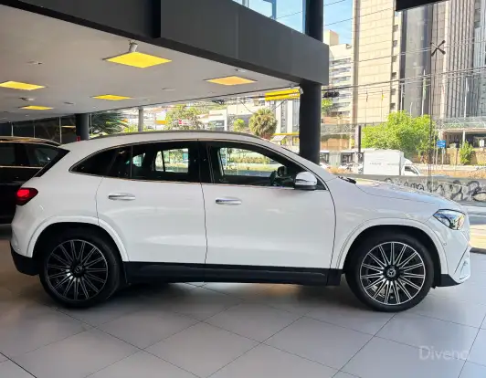 MERCEDES-BENZ-GLA 200-1.3 MHEV AMG LINE 7G-DCT MERCEDES-BENZ-GLA 200-2025