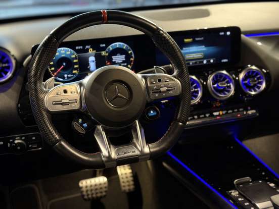 MERCEDES-BENZ-GLA 35 AMG-2.0 CGI GASOLINA 4MATIC SPEEDSHIFT MERCEDES-BENZ-GLA 35 AMG-2022