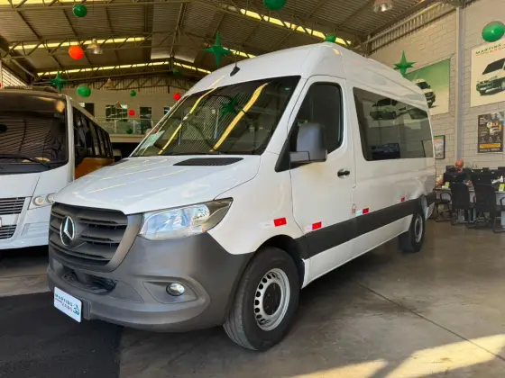 MERCEDES-BENZ SPRINTER 2.2 CDI DIESEL VAN 416 LONGO 16L MANUAL MERCEDES-BENZ SPRINTER 2.2 CDI DIESEL VAN 416 LONGO 16L MANUAL