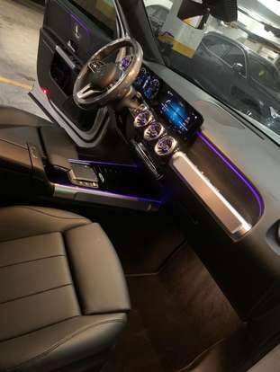 MERCEDES-BENZ-GLB 200-2021