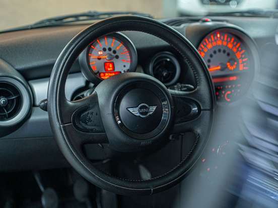 MINI-COOPER-2012