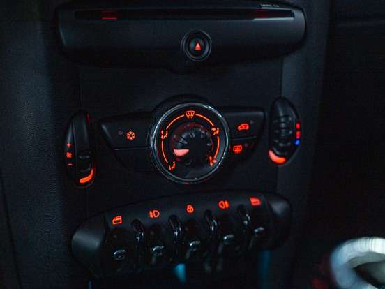 MINI-COOPER-2012