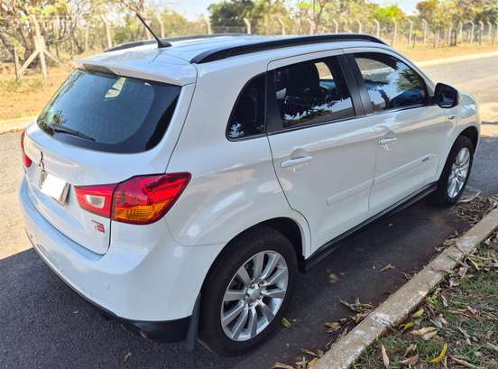 MITSUBISHI-ASX-2015