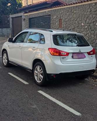 MITSUBISHI-ASX-2012