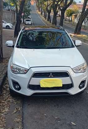 MITSUBISHI-ASX-2012
