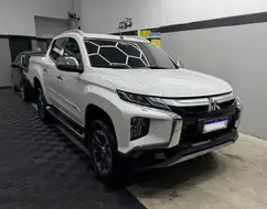MITSUBISHI L200 TRITON 2.4 16V TURBO DIESEL SPORT HPE-S CD 4P 4X4 AUTOMÁTICO MITSUBISHI L200 TRITON 2.4 16V TURBO DIESEL SPORT HPE-S CD 4P 4X4 AUTOMÁTICO