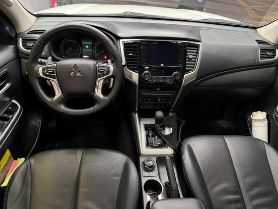 MITSUBISHI-L200 TRITON-2.4 16V TURBO DIESEL SPORT HPE-S CD 4P 4X4 AUTOMÁTICO MITSUBISHI-L200 TRITON-2020