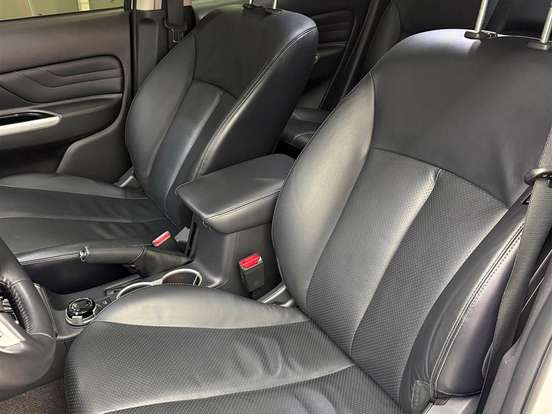 MITSUBISHI-L200 TRITON-2.4 16V TURBO DIESEL SPORT HPE-S CD 4P 4X4 AUTOMÁTICO MITSUBISHI-L200 TRITON-2020