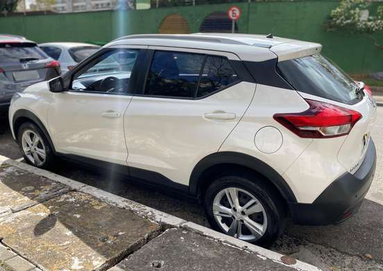 NISSAN-KICKS-2017